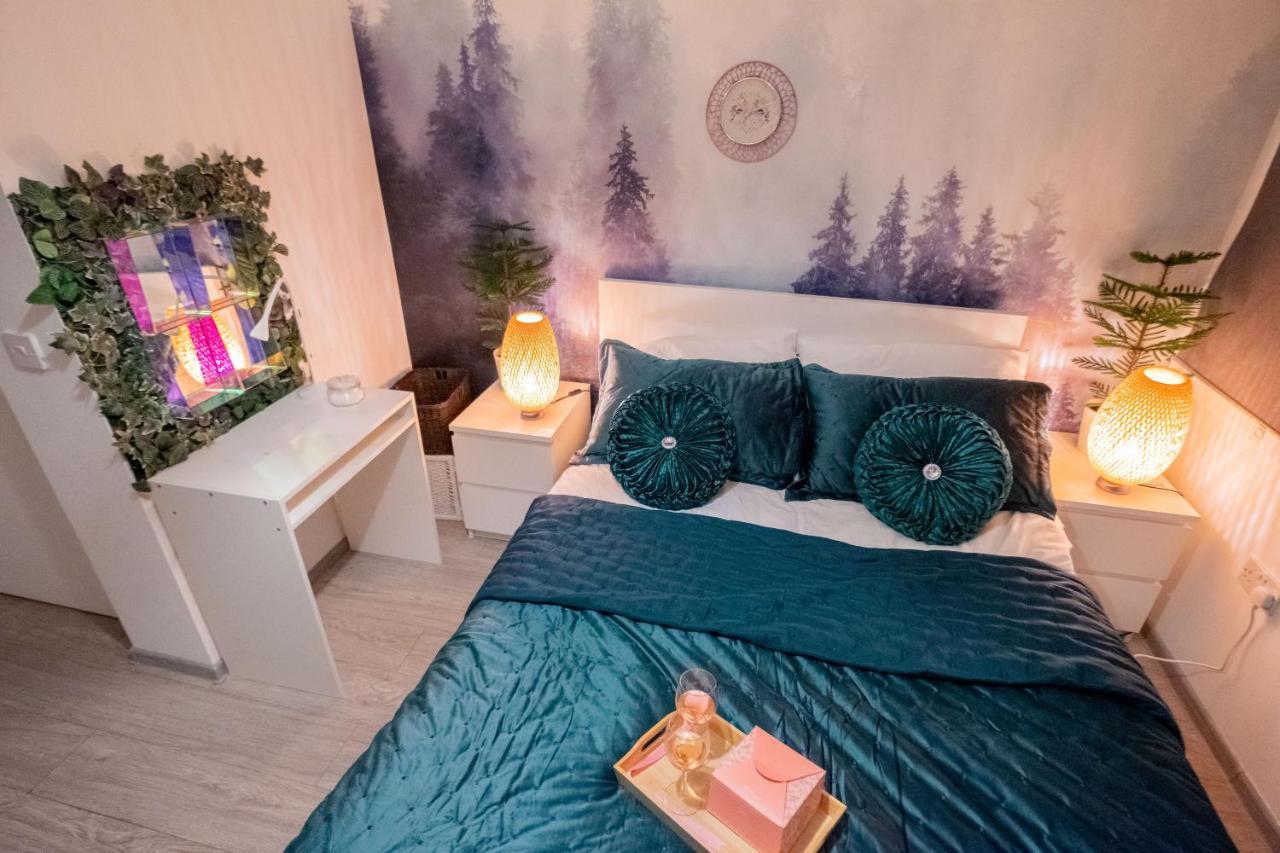 Forest Work & Relax Accommodation Overstone Eksteriør billede