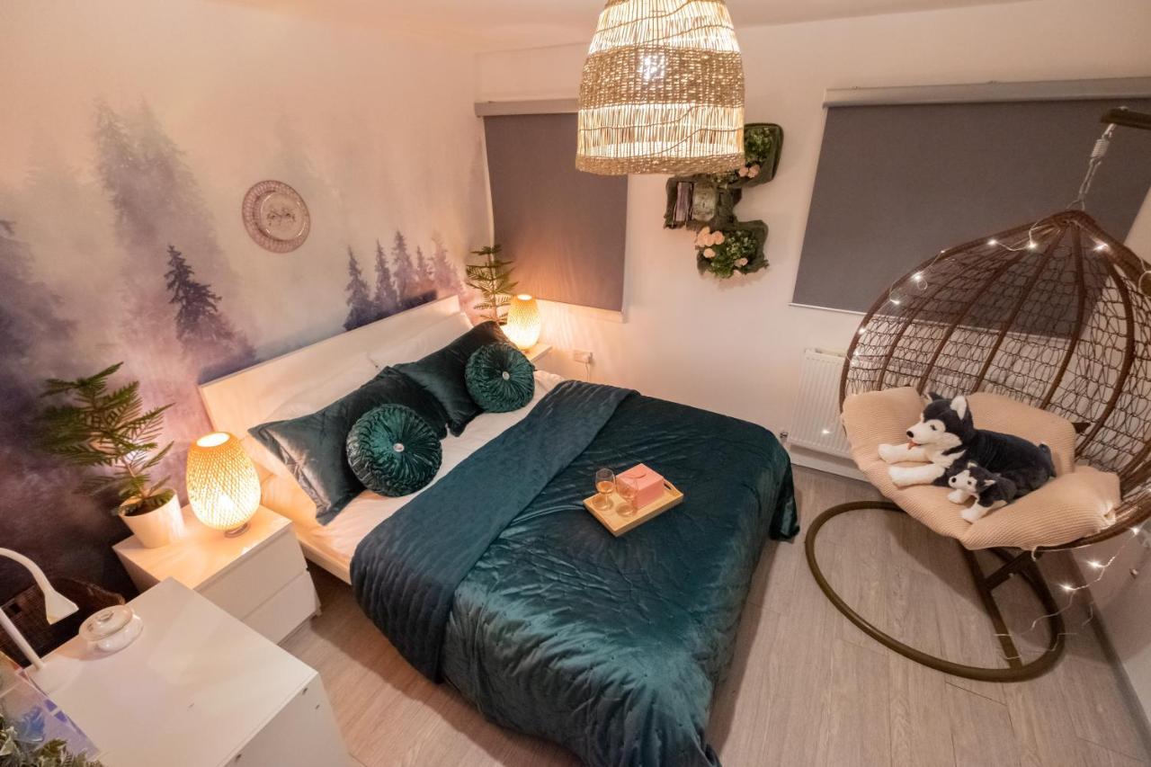 Forest Work & Relax Accommodation Overstone Eksteriør billede